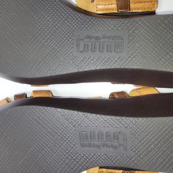 Munro American Walking Wedge Chunky Circle Strap Flat Slide In Sandle Shoe Sz 8 - Picture 3 of 13